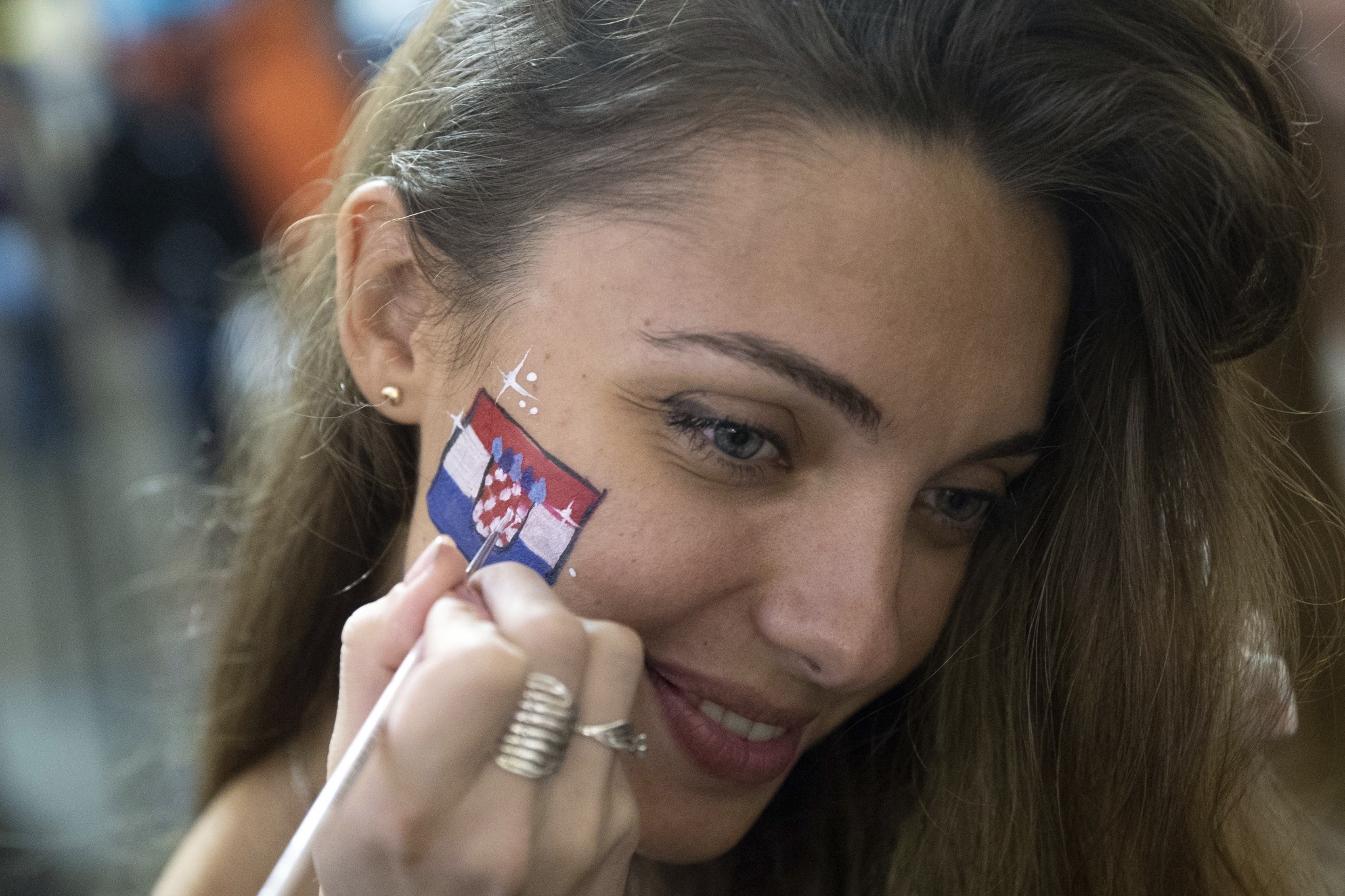 Chorvátska fanúšička po výhre nad Anglickom na MS vo futbale v Rusku